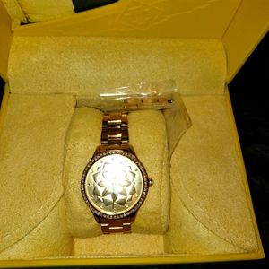 Women watch